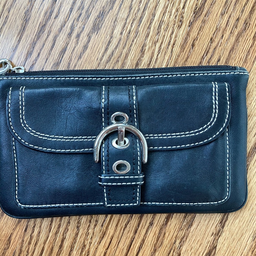 Coach genuine leather wallet / wristlet